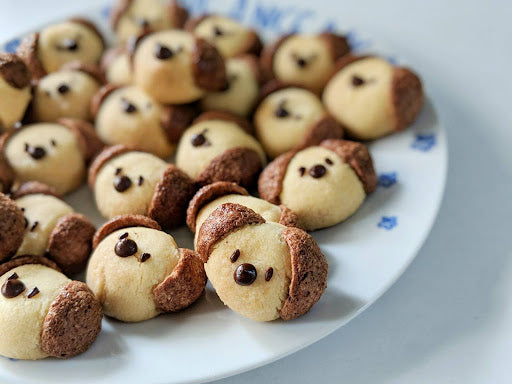 Doggie Sugee Cookies Makes 15 pieces Recipe
